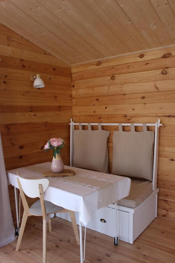 Chalet Esprit Zen Et Nature Avec Spa سا يْليرْ دو ري المظهر الخارجي الصورة